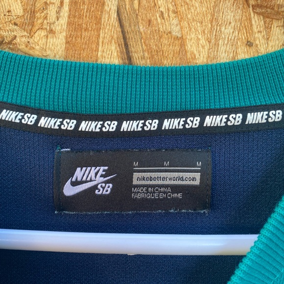Nike SB Mens Sweatshirt Medium turquoise Skateboarding Spellout Pullover sweater - Picture 4 of 5